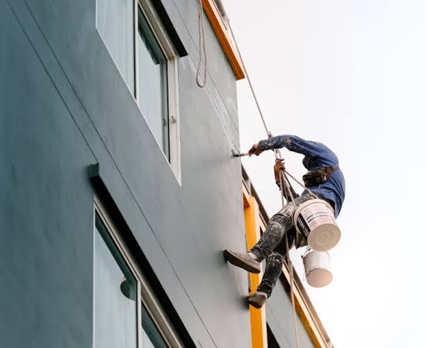 Commercial painting contractors Perth preparing and painting commercial property